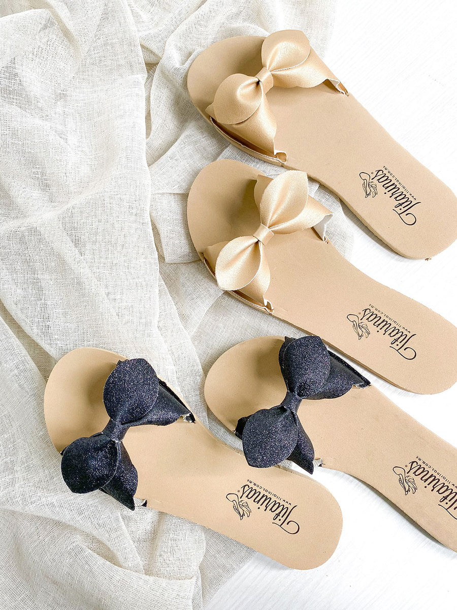 Sandalias con sale moño 2019
